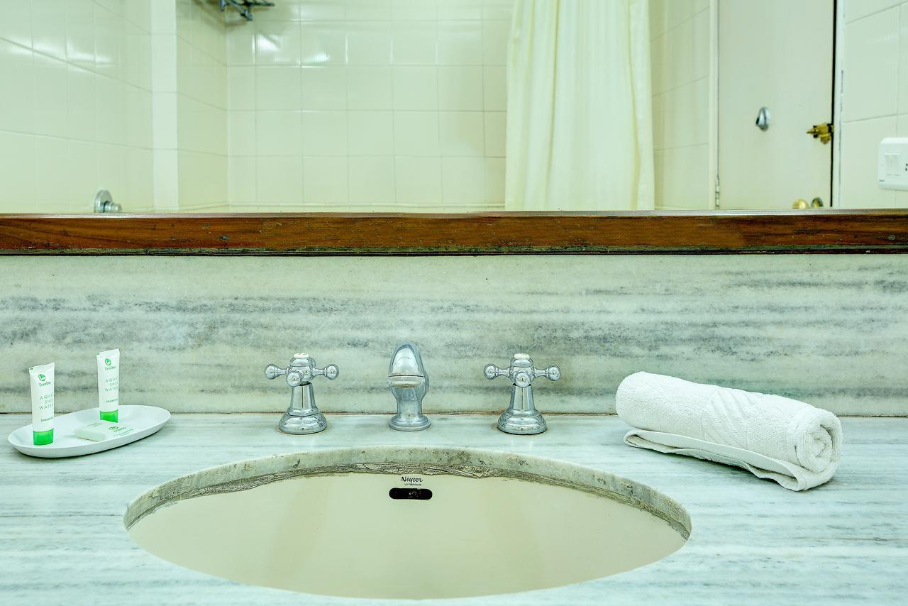 Ajanta Continental Hotel 3*