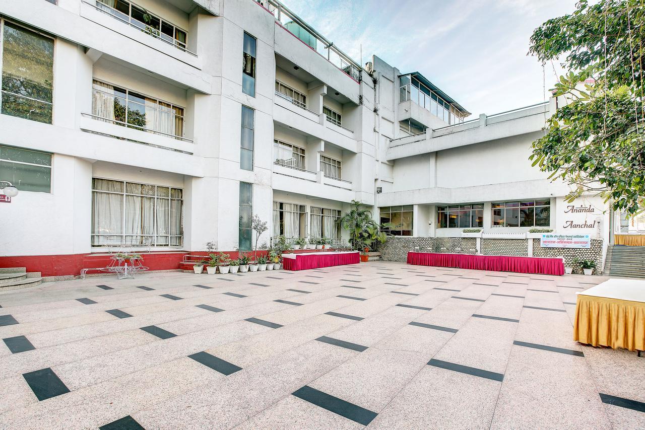 Hotel Ajanta Continental 3*
