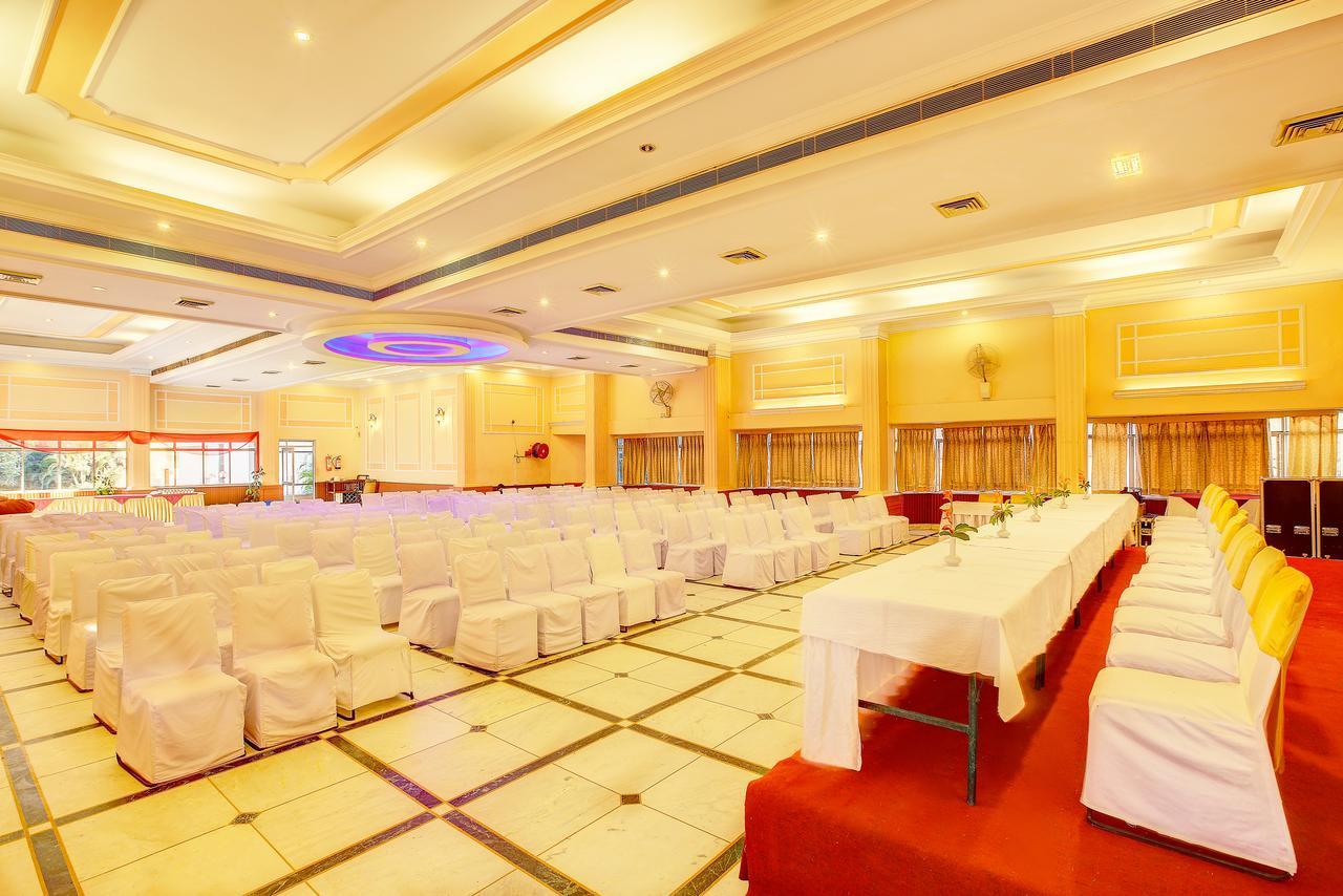 Ajanta Continental Hotel 3*